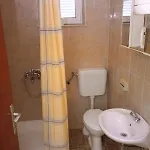 Appartement With Parking Space Mundanije, Rab - 4953 Mundanije
